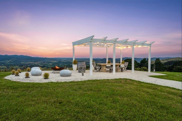 Photo of property in 140 Dill Road, Kaipara Flats, Warkworth, 0984