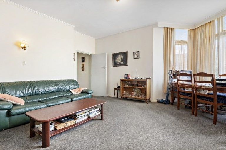 Photo of property in 4/110 Clyde Street, Island Bay, Wellington, 6023