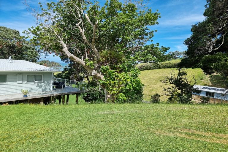 Photo of property in 15 Ongutukura Way, Oakura, Hikurangi, 0184
