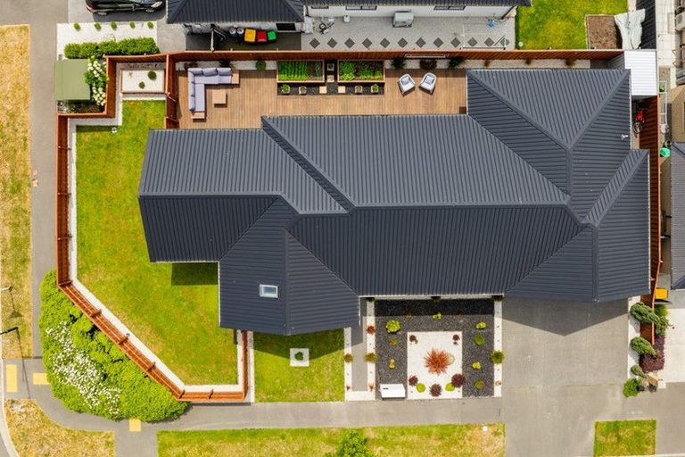 Photo of property in 5 Skibbereen Drive, Halswell, Christchurch, 8025