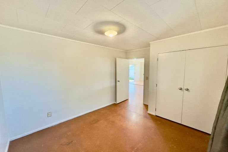 Photo of property in 49 Mckean Avenue, Manurewa, Auckland, 2102