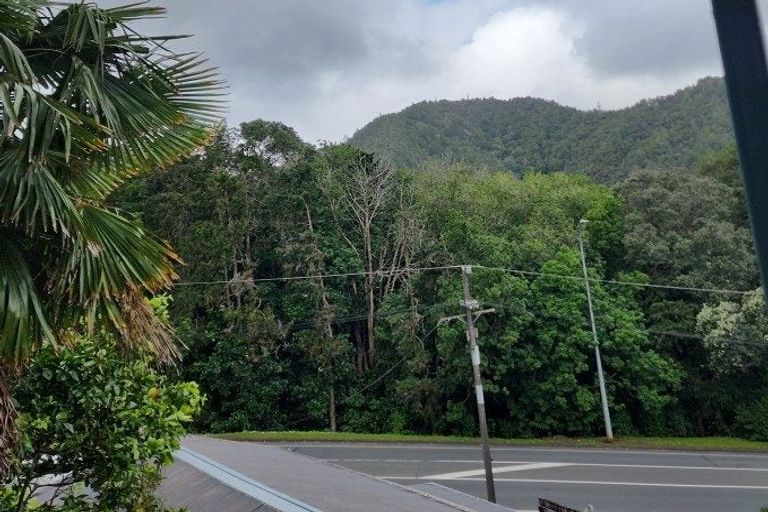 Photo of property in 22 Shortland Street, Regent, Whangarei, 0112