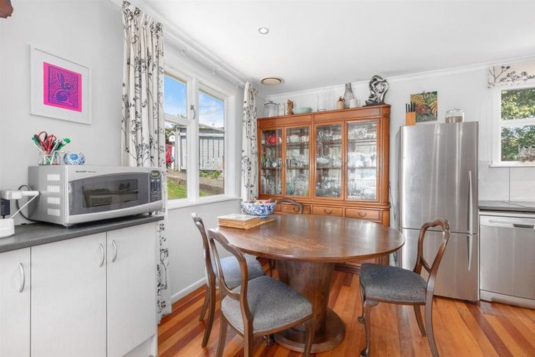 Photo of property in 12 Anthony Street, Tawa, Wellington, 5028