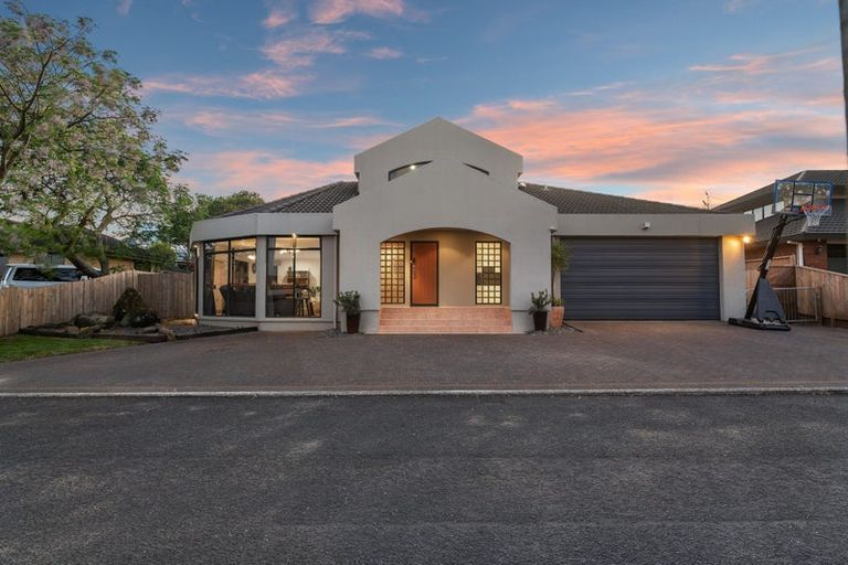 Photo of property in 22 Hoyte Place, Pukehangi, Rotorua, 3015