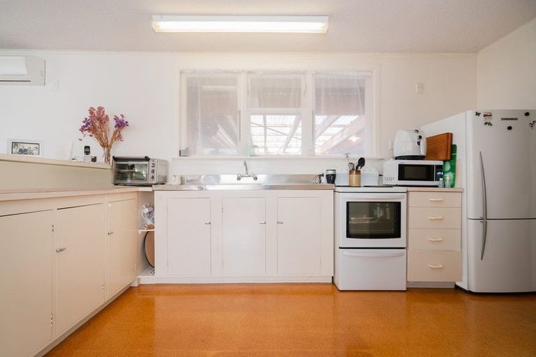 Photo of property in 80a Catherine Crescent, Whitianga, 3510