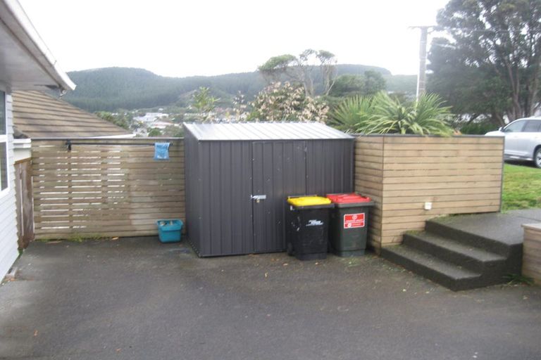 Photo of property in 17 Mascot Street, Tawa, Wellington, 5028