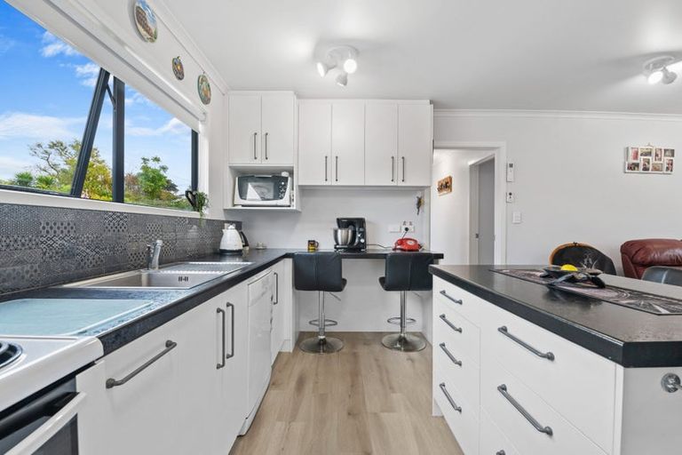 Photo of property in 15a School Road, Ngongotaha, Rotorua, 3010