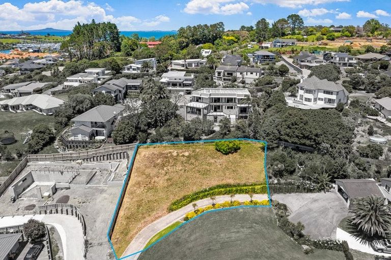 Photo of property in 24b Gulf Harbour Drive, Gulf Harbour, Whangaparaoa, 0930