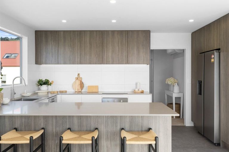 Photo of property in 1/19 Beachville Road, Redcliffs, Christchurch, 8081