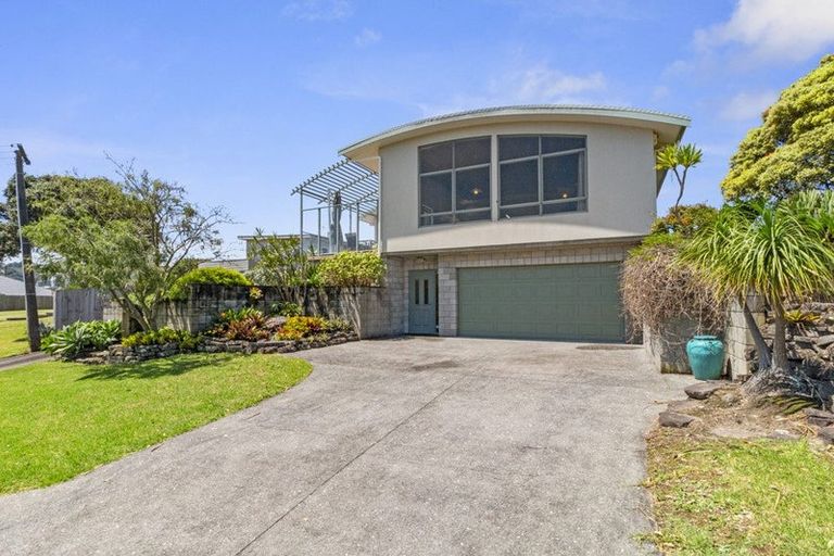 Photo of property in 5a Hillview Road, Waihi Beach, 3611