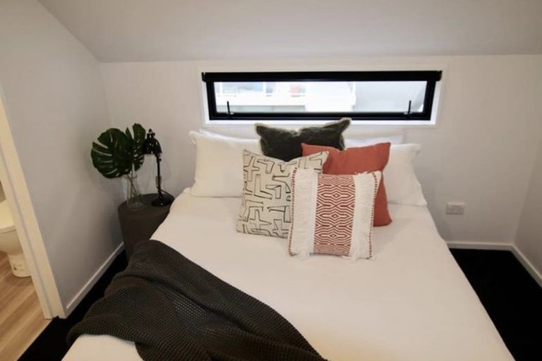 Photo of property in 138e Holly Road, St Albans, Christchurch, 8014