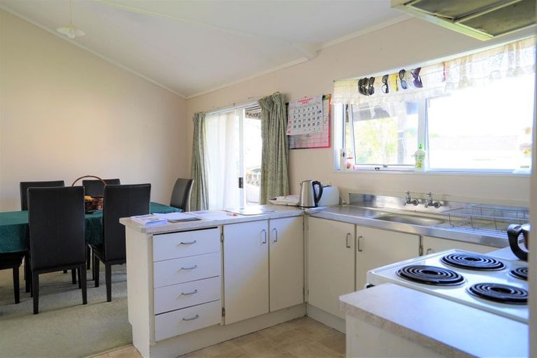 Photo of property in 11 Aratiatia Place, Tikipunga, Whangarei, 0112