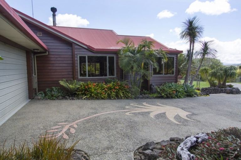 Photo of property in 601 Waihue Road, Parore, Dargaville, 0372