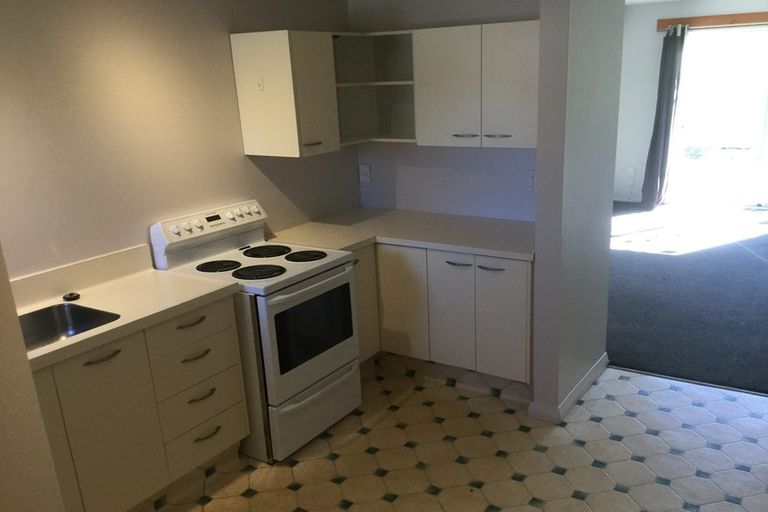 Photo of property in 4/115 Waltham Road, Sydenham, Christchurch, 8023