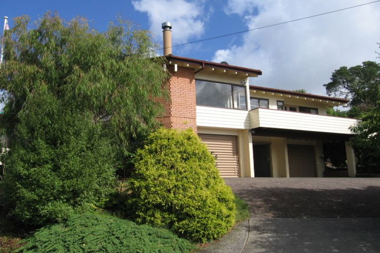 Photo of property in 7 Parr Terrace, Castor Bay, Auckland, 0620