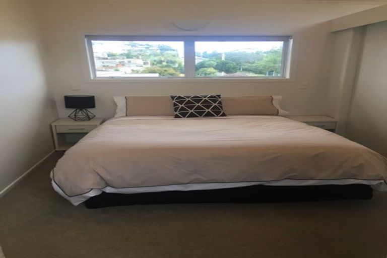 Photo of property in 85 Exmouth Road, Northcote, Auckland, 0627