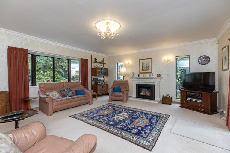 Photo of property in 2 Lavinia Grove, Waikanae Beach, Waikanae, 5036
