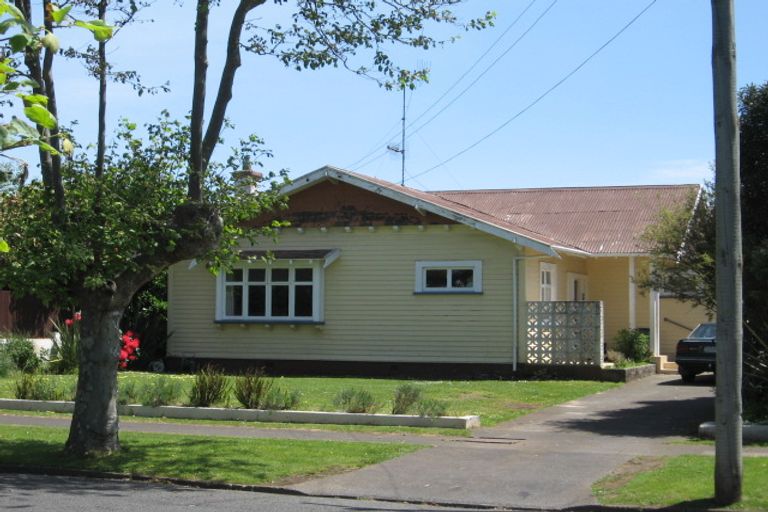Photo of property in 22 Godwin Crescent, College Estate, Whanganui, 4500