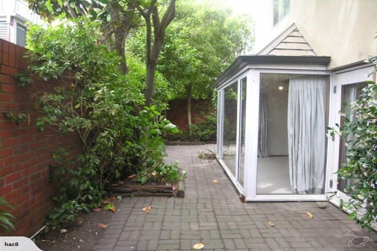 Photo of property in Cranleigh Mews, 7/10 Cranmer Square, Christchurch Central, Christchurch, 8013