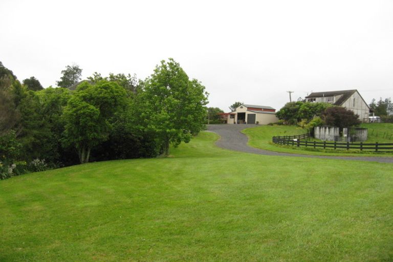 Photo of property in 86 Harry Dreadon Road, Opaheke, Papakura, 2584
