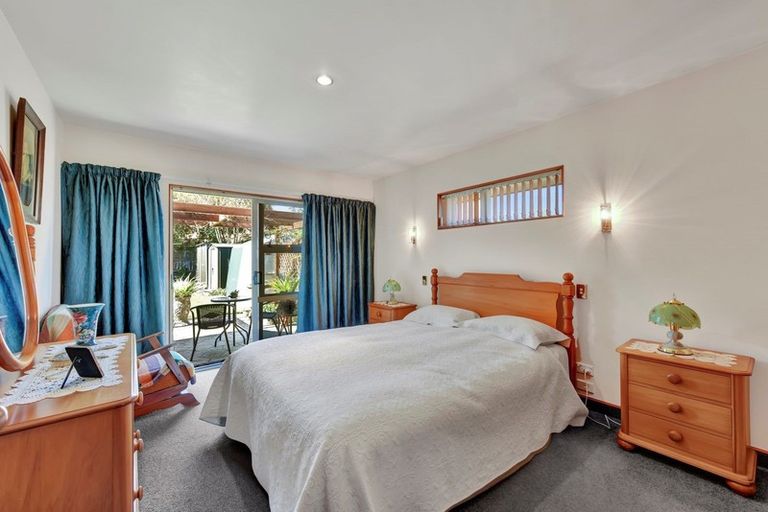 Photo of property in 72 Iwa Street, Mapua, 7005