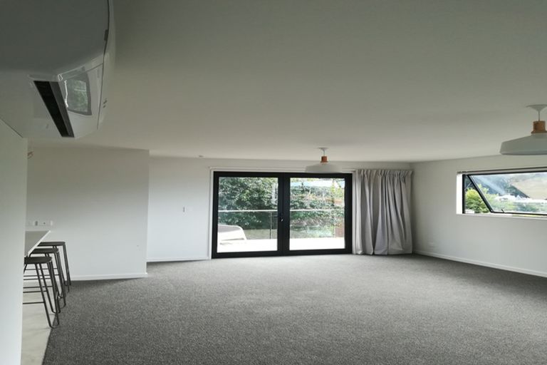 Photo of property in 11 Kilgour Street, Roseneath, Port Chalmers, 9023