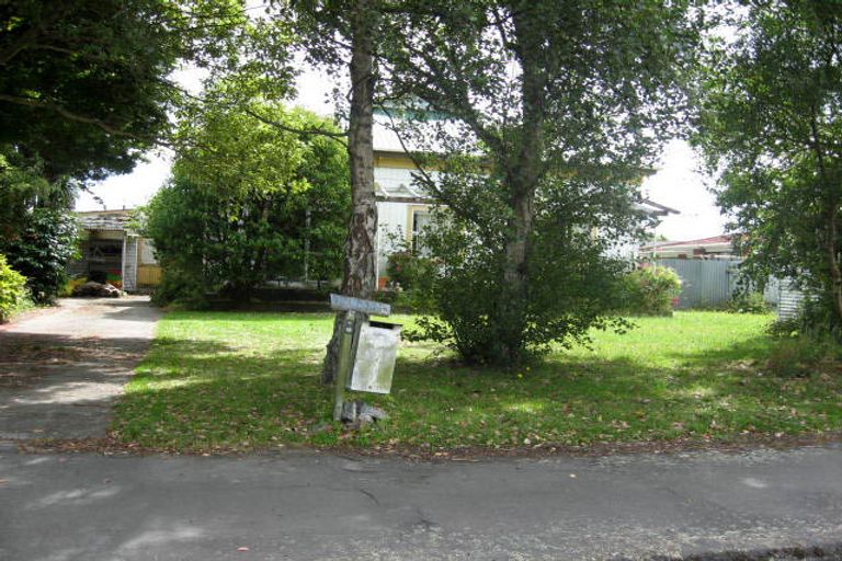 Photo of property in 8 Tararua Street, Pahiatua, 4910