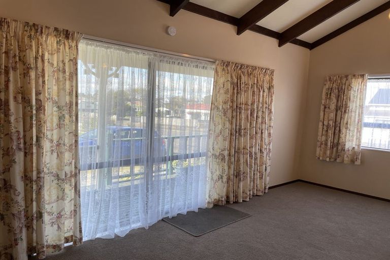 Photo of property in 5a Tennyson Street, Dannevirke, 4930