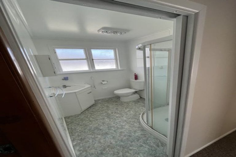 Photo of property in 4/93 Ruahine Street, Roslyn, Palmerston North, 4414