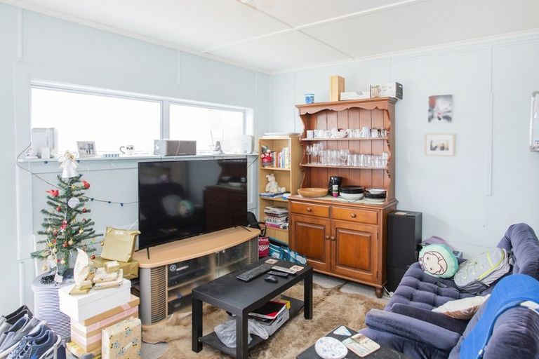 Photo of property in 28 Andrew Street, Elgin, Gisborne, 4010