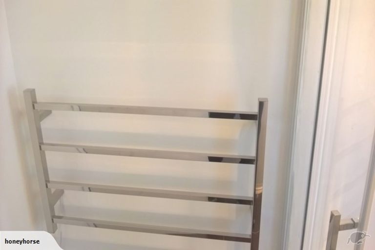 Photo of property in 145 Wainoni Road, Avondale, Christchurch, 8061