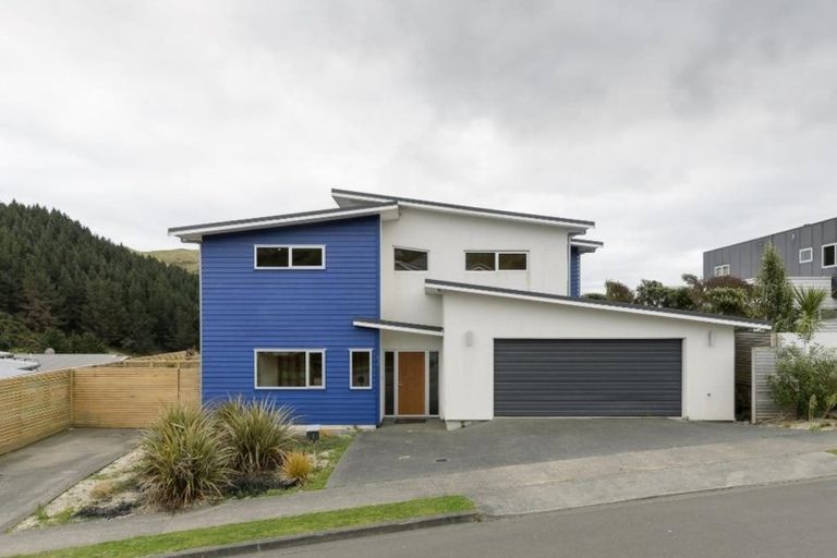 Photo of property in 3 Sedgley Grove, Churton Park, Wellington, 6037