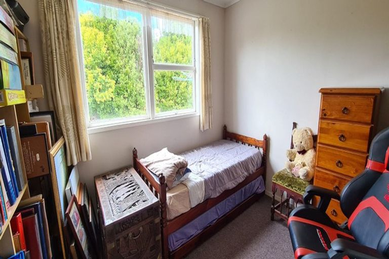 Photo of property in 14 View Street, Maungaturoto, 0520