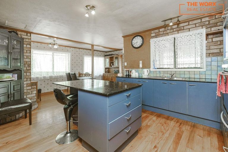 Photo of property in 37 Rosella Road, Mangere East, Auckland, 2024