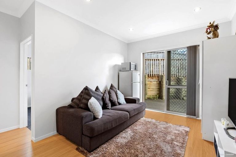 Photo of property in 33 Dawood Place, The Gardens, Auckland, 2105
