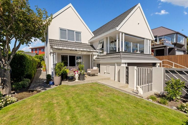 Photo of property in 7 Assisi Street, Mount Pleasant, Christchurch, 8081