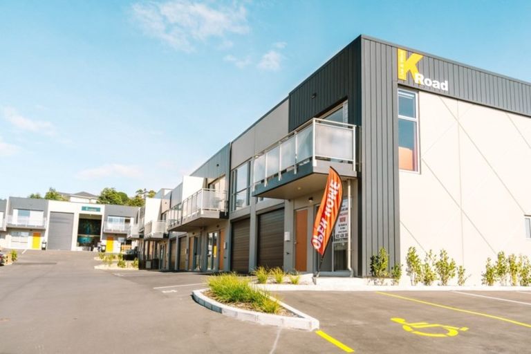 Photo of property in 15 Glenelg Road, Red Beach, 0932