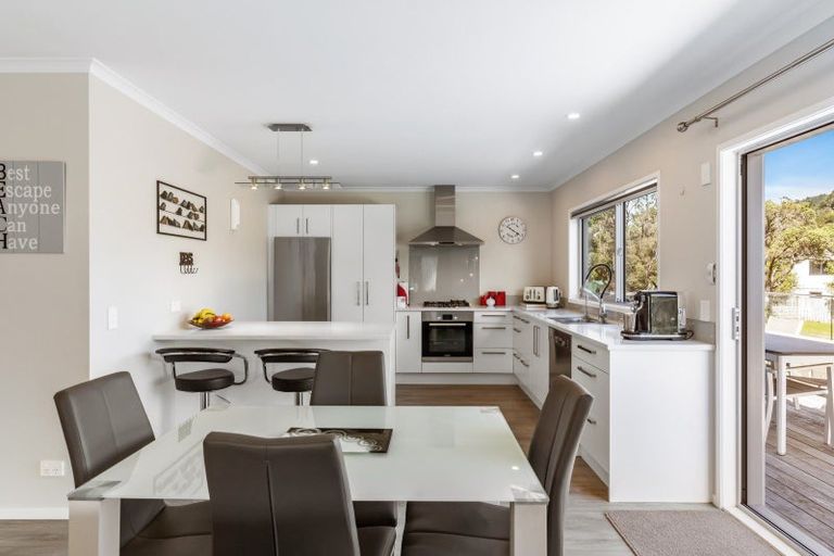 Photo of property in 123 Durrant Drive, Whangamata, 3620