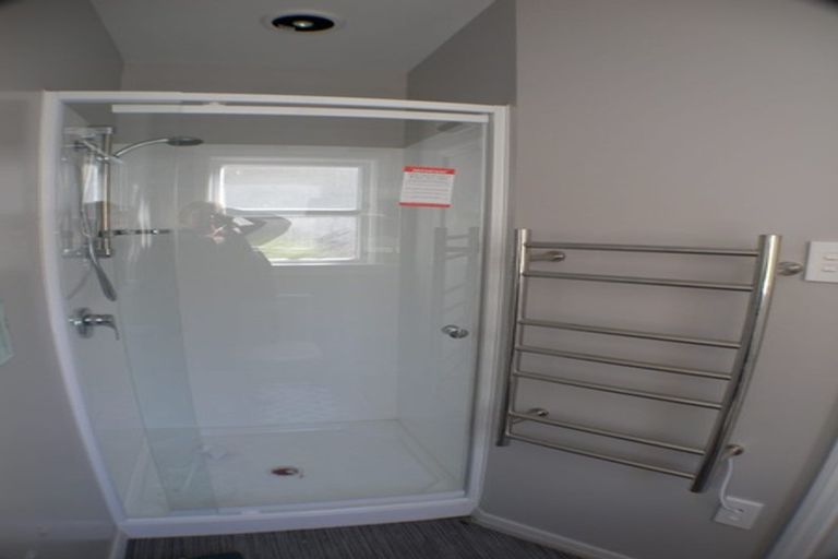 Photo of property in 33 Kirkcaldy Street, South Dunedin, Dunedin, 9012