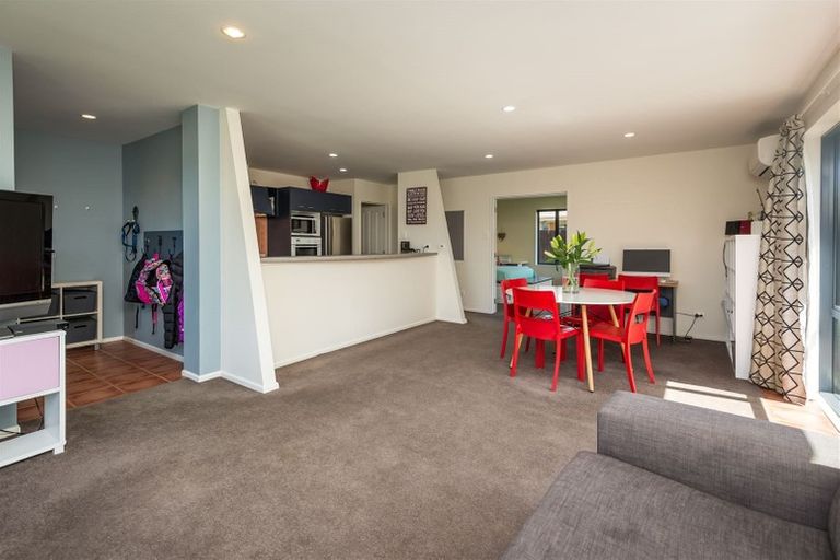 Photo of property in 9 Sweet Waters Place, Woolston, Christchurch, 8023