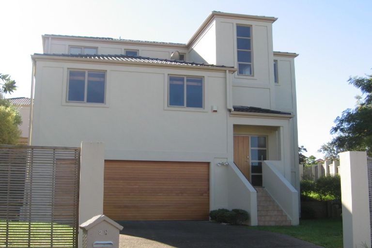 Photo of property in 25 Belle Verde Drive, Sunnynook, Auckland, 0630