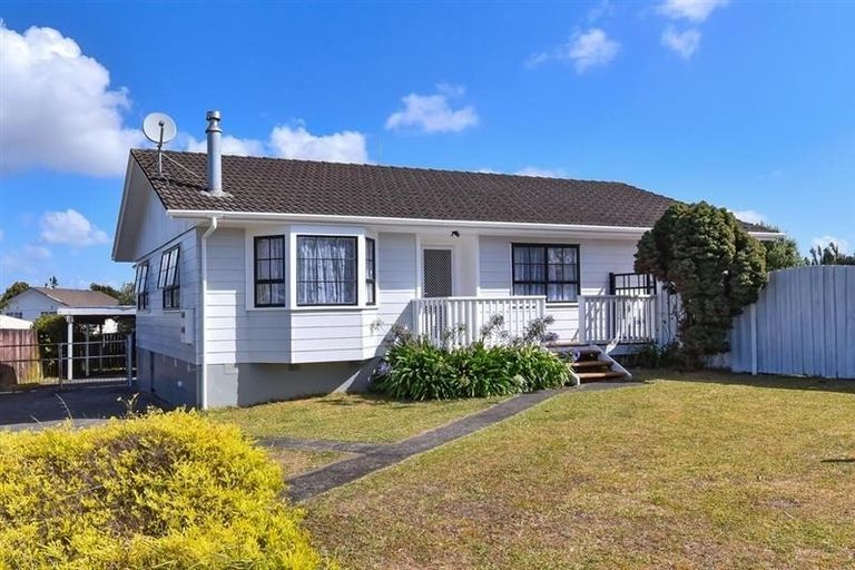 Photo of property in 5 Advocate Place, Randwick Park, Auckland, 2105