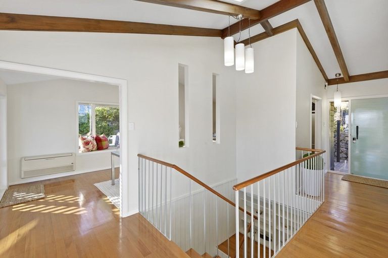 Photo of property in 21 Cannon Hill Crescent, Mount Pleasant, Christchurch, 8081