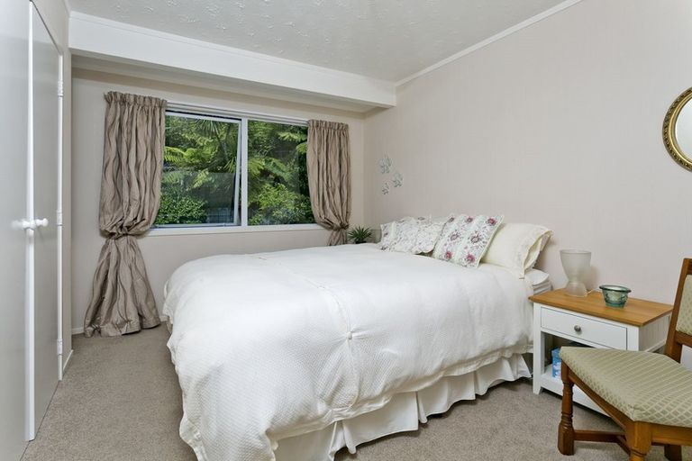 Photo of property in 60 Stapleford Crescent, Browns Bay, Auckland, 0630