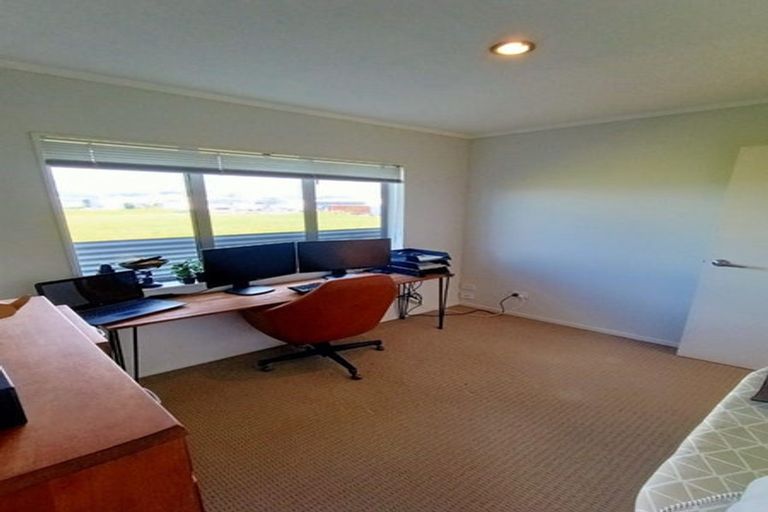Photo of property in 42b Simpson Road, Papamoa Beach, Papamoa, 3118