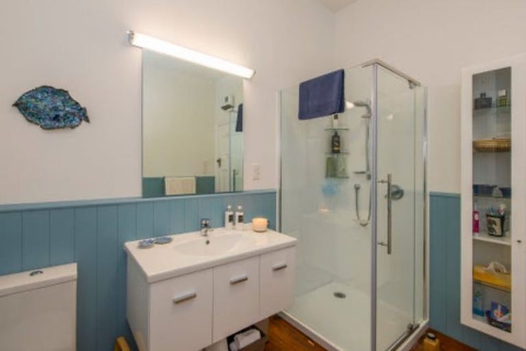 Photo of property in 3 Aorangi Terrace, Thorndon, Wellington, 6011