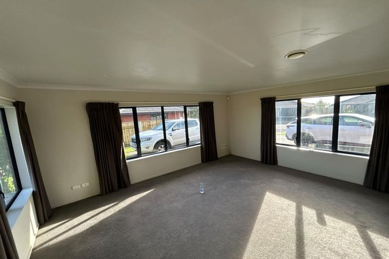 Photo of property in 186 Pacific Drive, Fitzherbert, Palmerston North, 4410