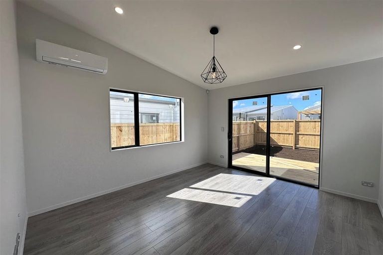 Photo of property in 40 John Gray Street, Papakura, 2110