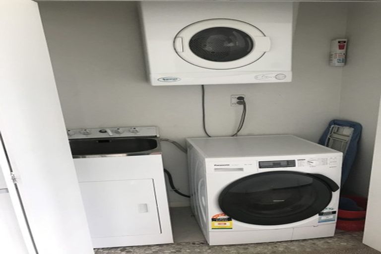 Photo of property in 1 Dorset Street, Opunake, 4616