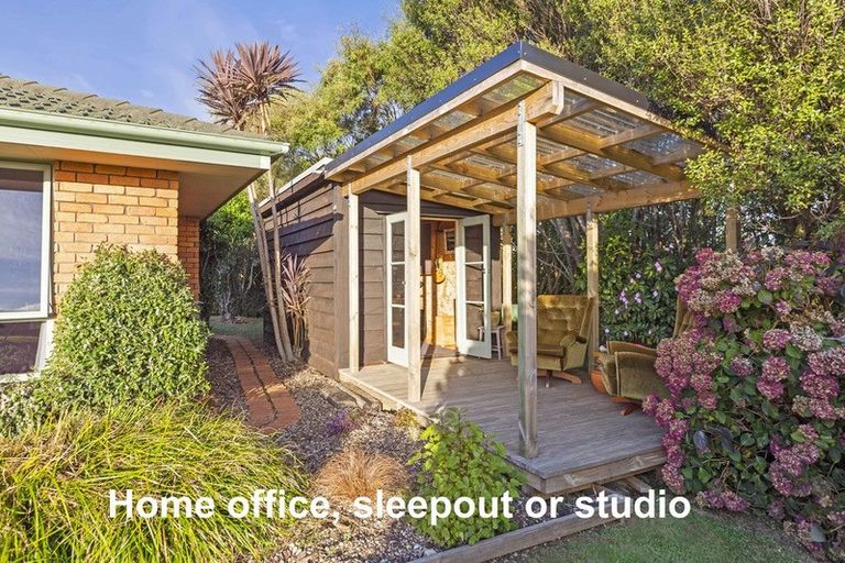 Photo of property in 112c Newton Road, Raglan, Te Mata, 3894